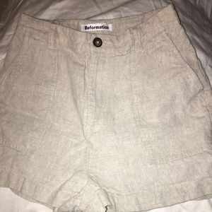 Reformation Safari Shorts in khaki linen. (Size 2